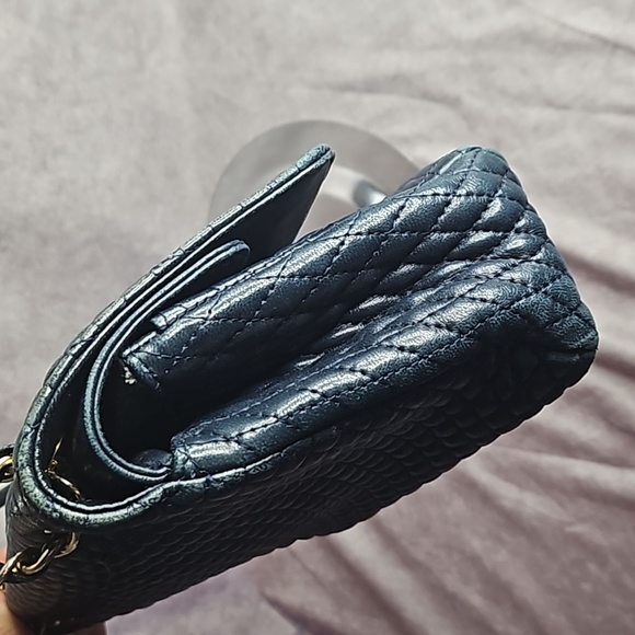 Bally Double Flap Navy Leather Gold Chain Crossbody Shoulder Bag Purse - Picture 5 of 15